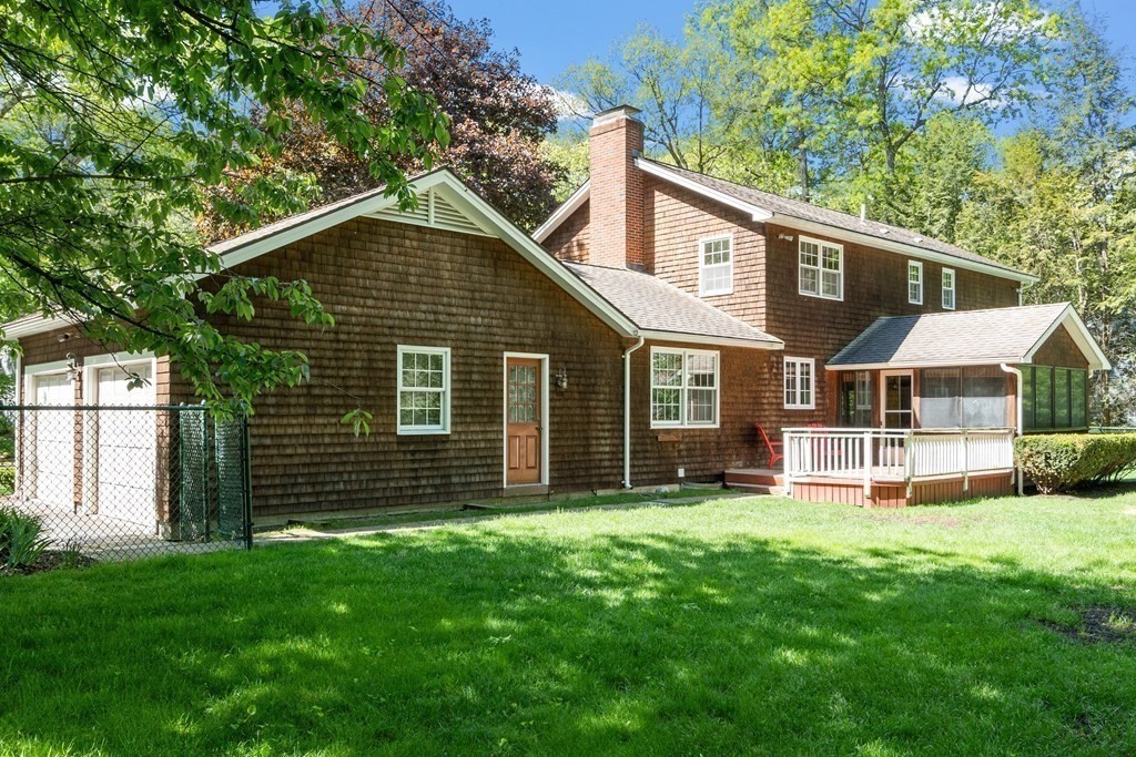 17 Grist Mill Road Acton, MA 01720 - Photo 3 of 38 Gallery Image 3