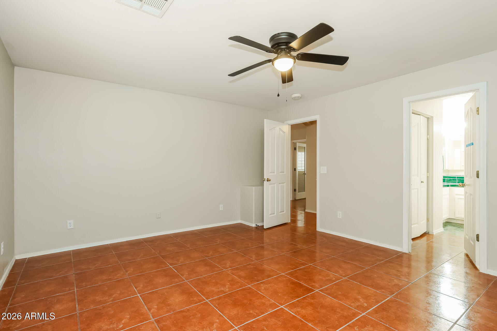 1653 East Vineyard Road Phoenix, AZ 85042 - Photo 11 of 21 011-photo-main-bedroom-15182421