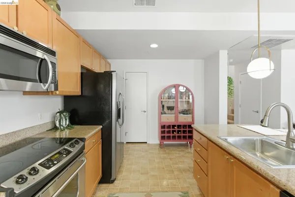 $440,000 | 88 East 6th Street, Unit 313, Pittsburg, CA 94565