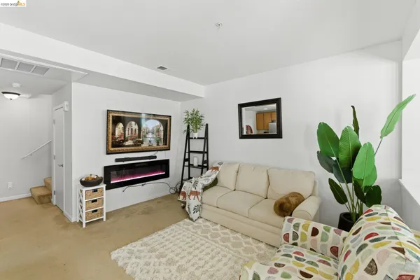 $440,000 | 88 East 6th Street, Unit 313, Pittsburg, CA 94565