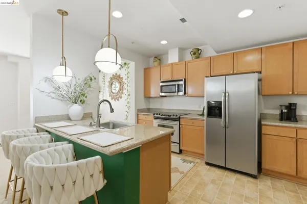 $440,000 | 88 East 6th Street, Unit 313, Pittsburg, CA 94565
