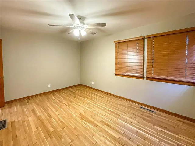 $189,500 | 1615 South Quincy Avenue, Sedalia, MO 65301