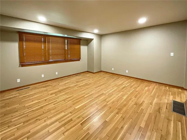 $189,500 | 1615 South Quincy Avenue, Sedalia, MO 65301