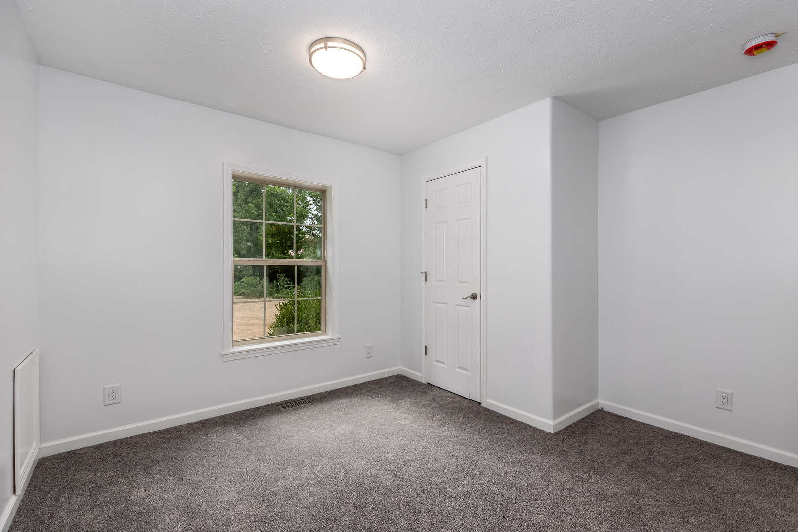 931 Highway 26 Magnolia, IL 61336 - Photo 15 of 35 an empty room with windows