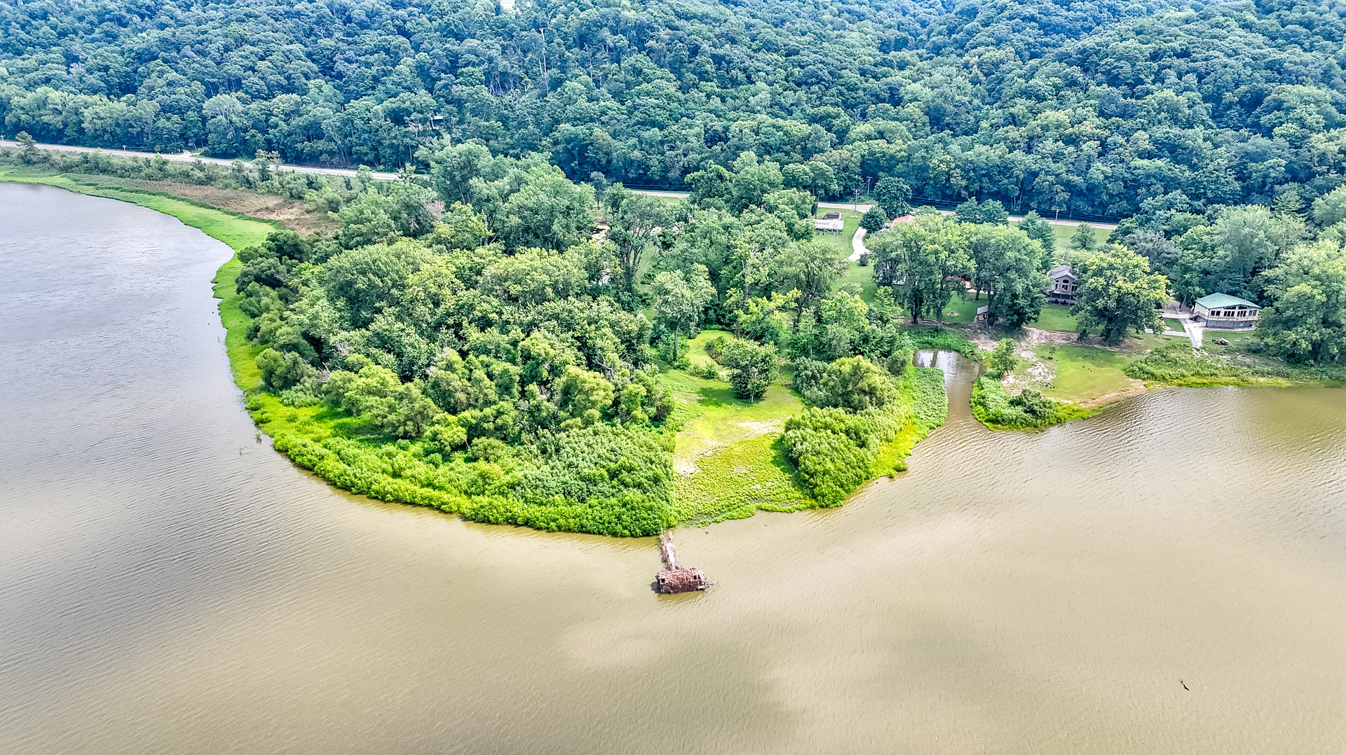 931 Highway 26 Magnolia, IL 61336 - Photo 31 of 35 a view of a swimming pool with a yard