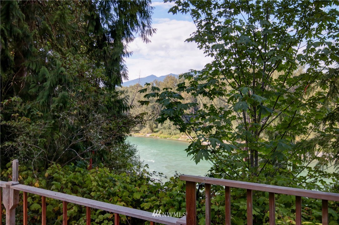 46633 Baker Loop Road Concrete, WA 98237 - Photo 6 of 37 Gallery Image 6