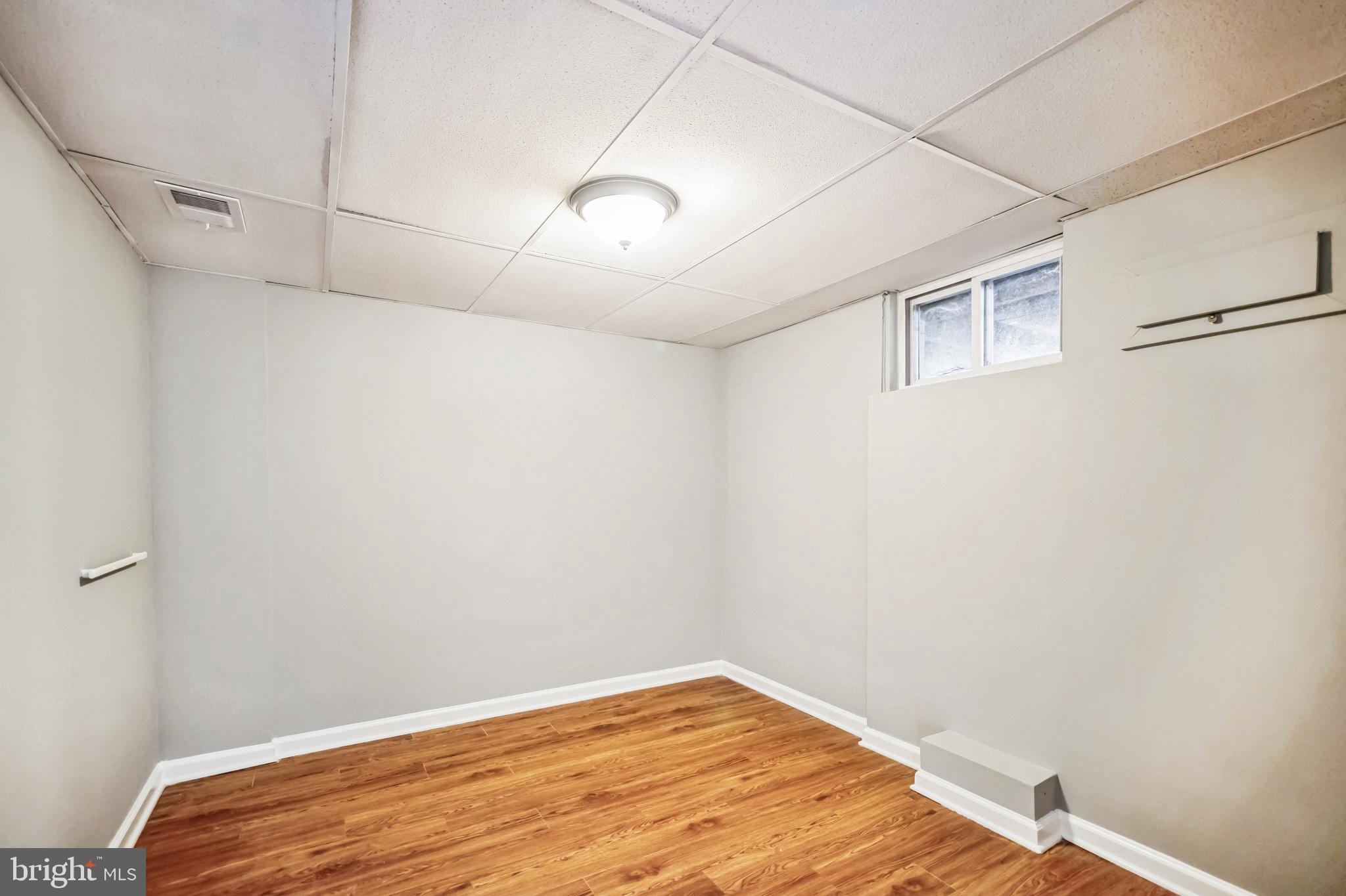 13426 Greenacre Drive Woodbridge, VA 22191 - Photo 15 of 45