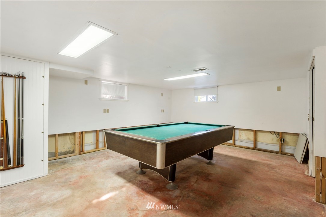 2106 East Highlands Street Bremerton, WA 98310 - Photo 15 of 23 Gallery Image 15