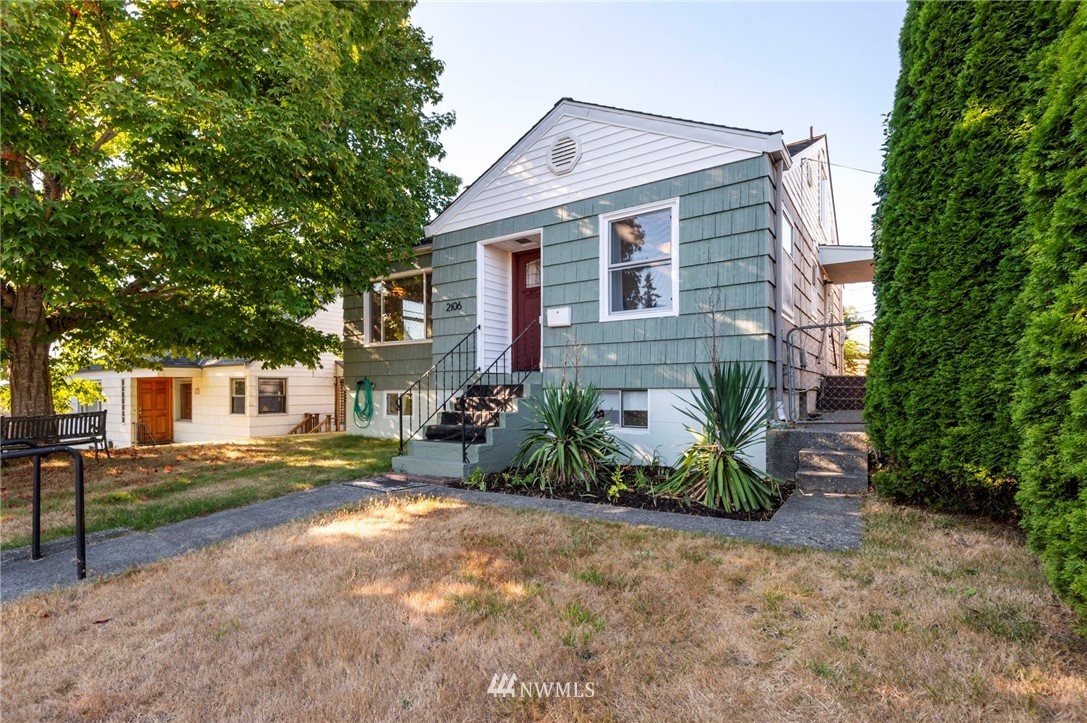 2106 East Highlands Street Bremerton, WA 98310 - Photo 22 of 23 Gallery Image 22