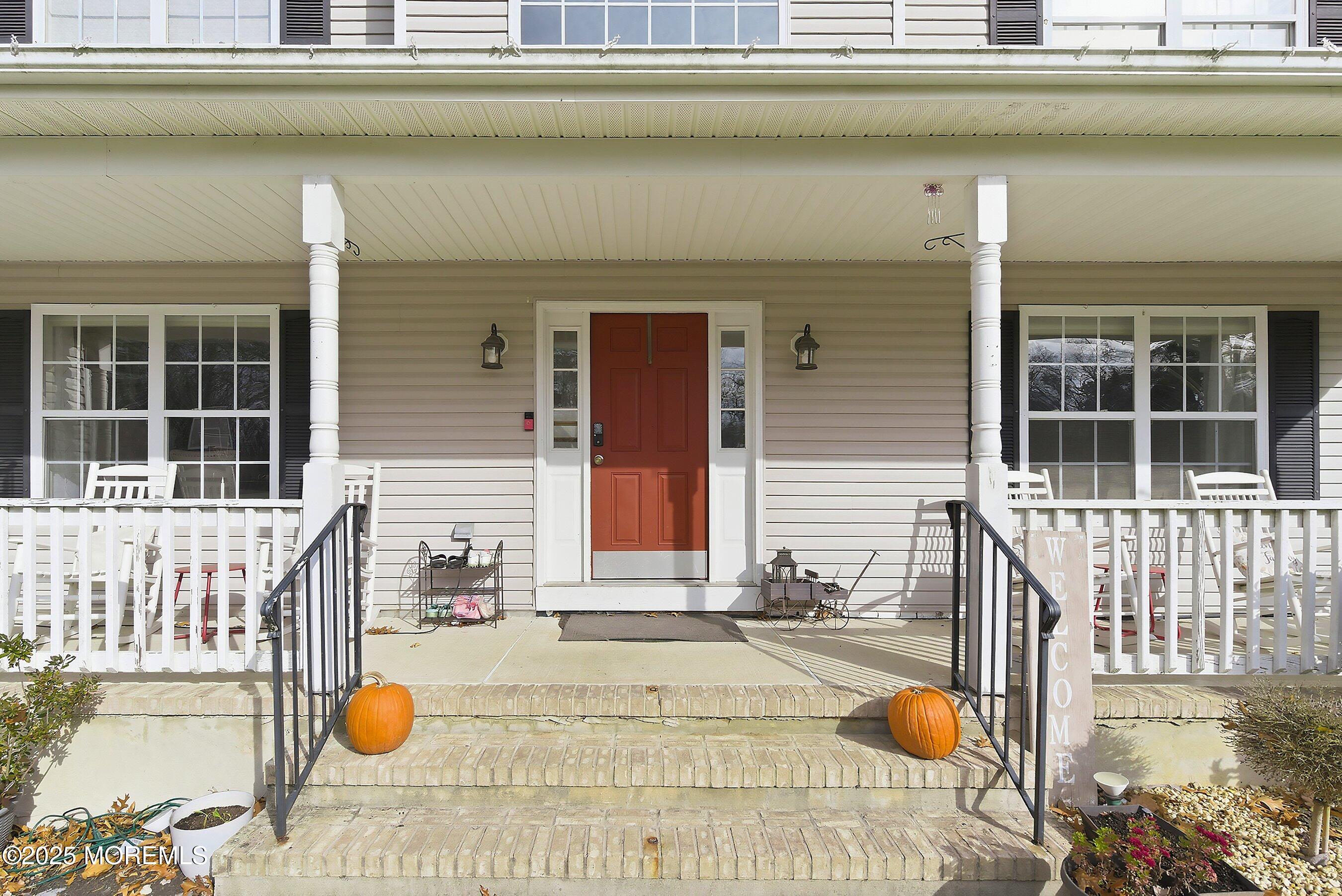 649 Toms River Road Jackson, NJ 08527 - Photo 3 of 49 09-Front Entrance