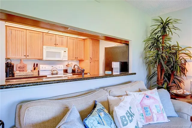 $499,000 | 333 Golfview Circle, Unit 333, Stuart, FL 34996