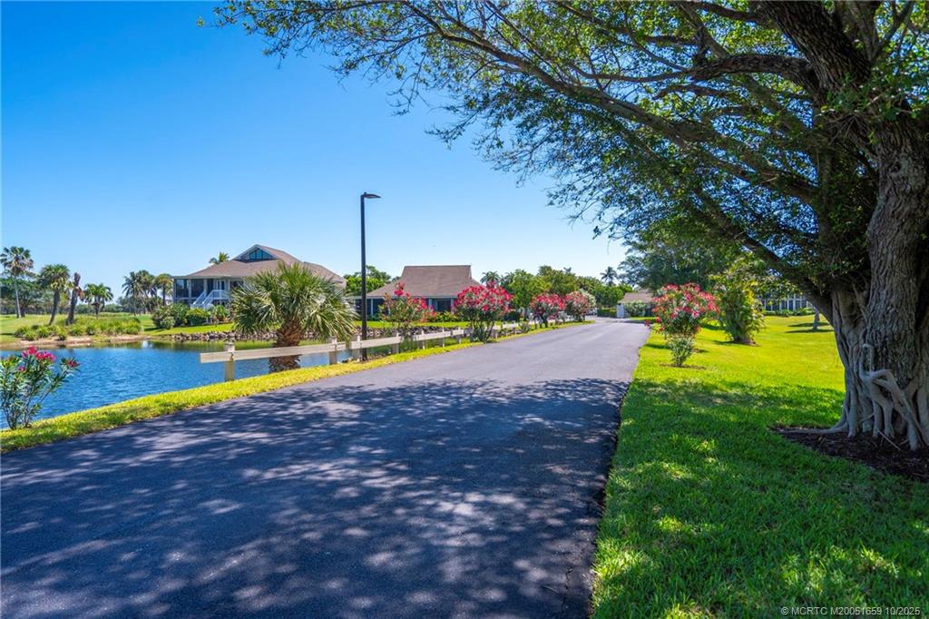 333 Golfview Circle, Unit 333 Stuart, FL 34996 - Photo 24 of 31