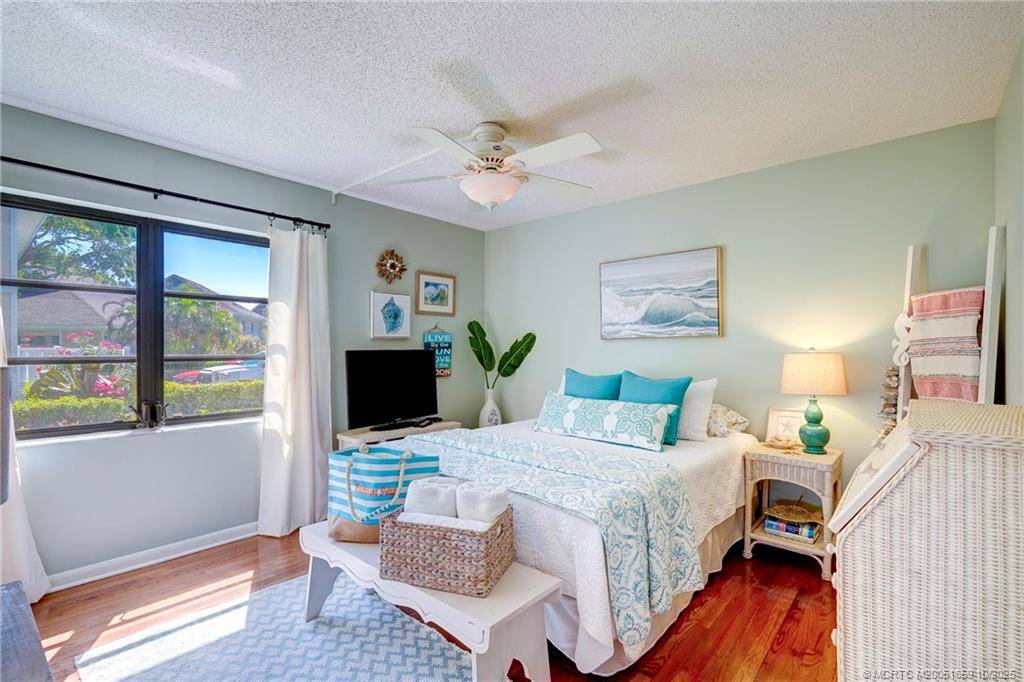 333 Golfview Circle, Unit 333 Stuart, FL 34996 - Photo 28 of 31