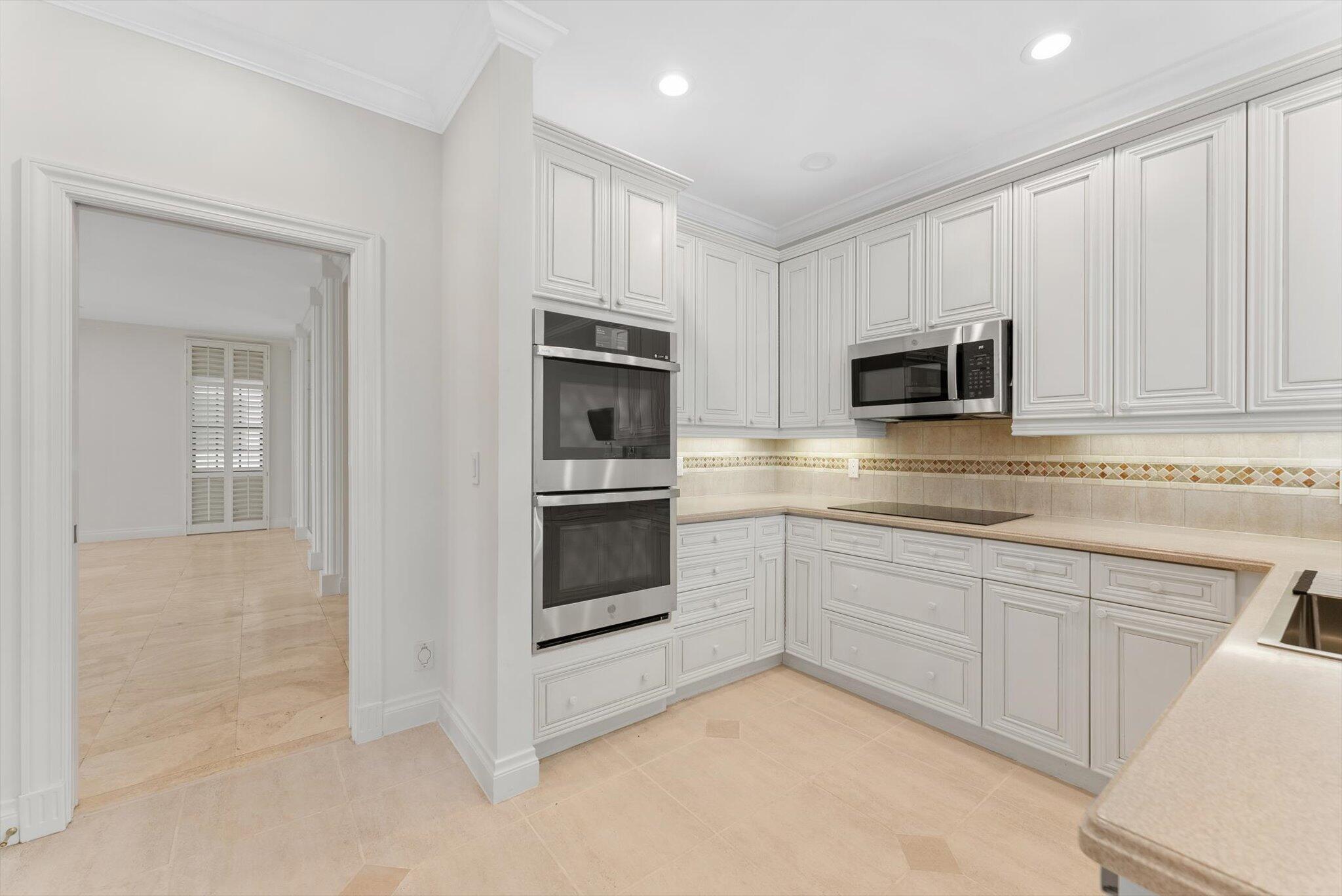 5841 North Ocean Boulevard, Unit F2 Ocean Ridge, FL 33435 - Photo 17 of 55 5841 N Ocean Blvd., F2, Ocean Ridge