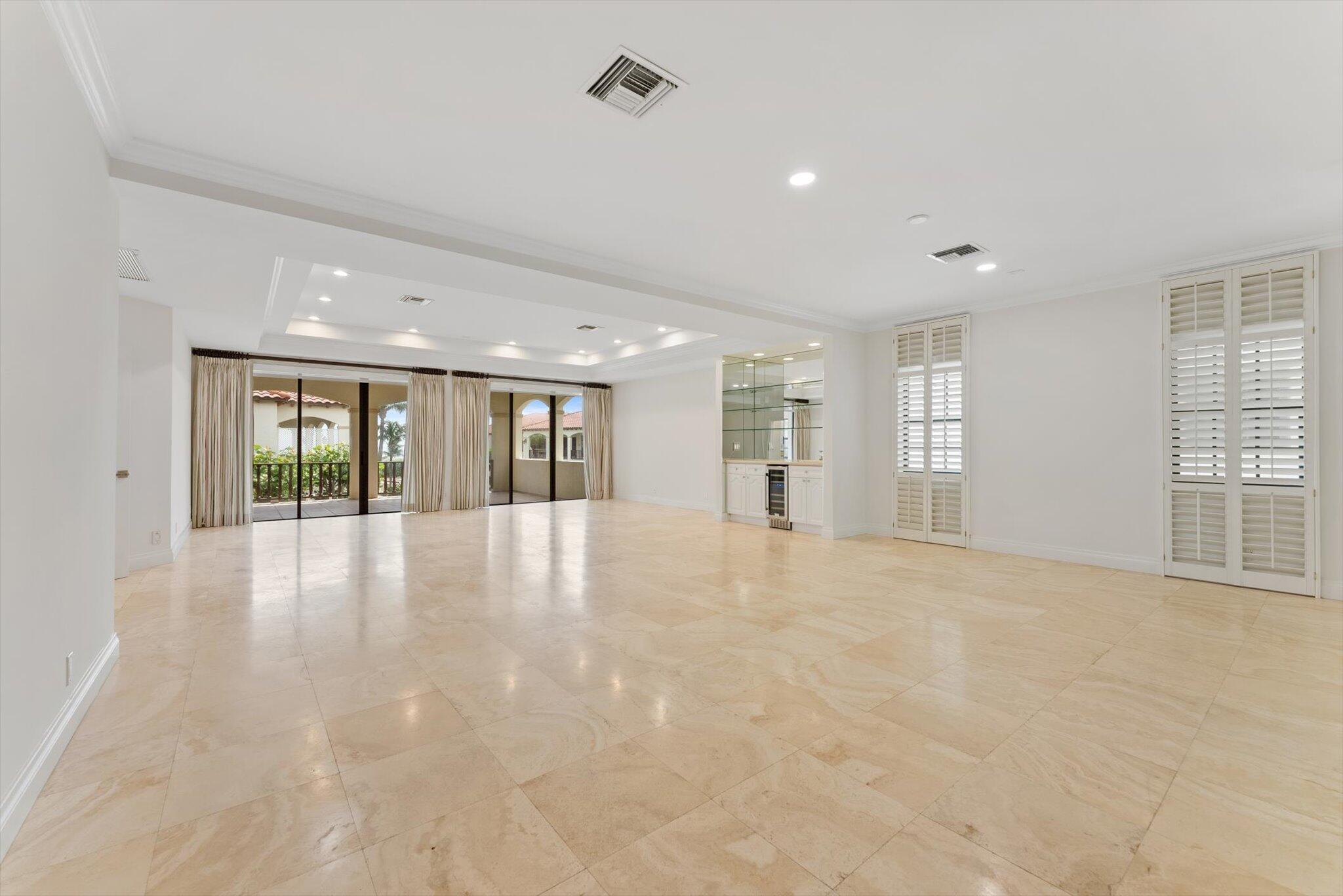 5841 North Ocean Boulevard, Unit F2 Ocean Ridge, FL 33435 - Photo 10 of 55 5841 N Ocean Blvd., F2, Ocean Ridge