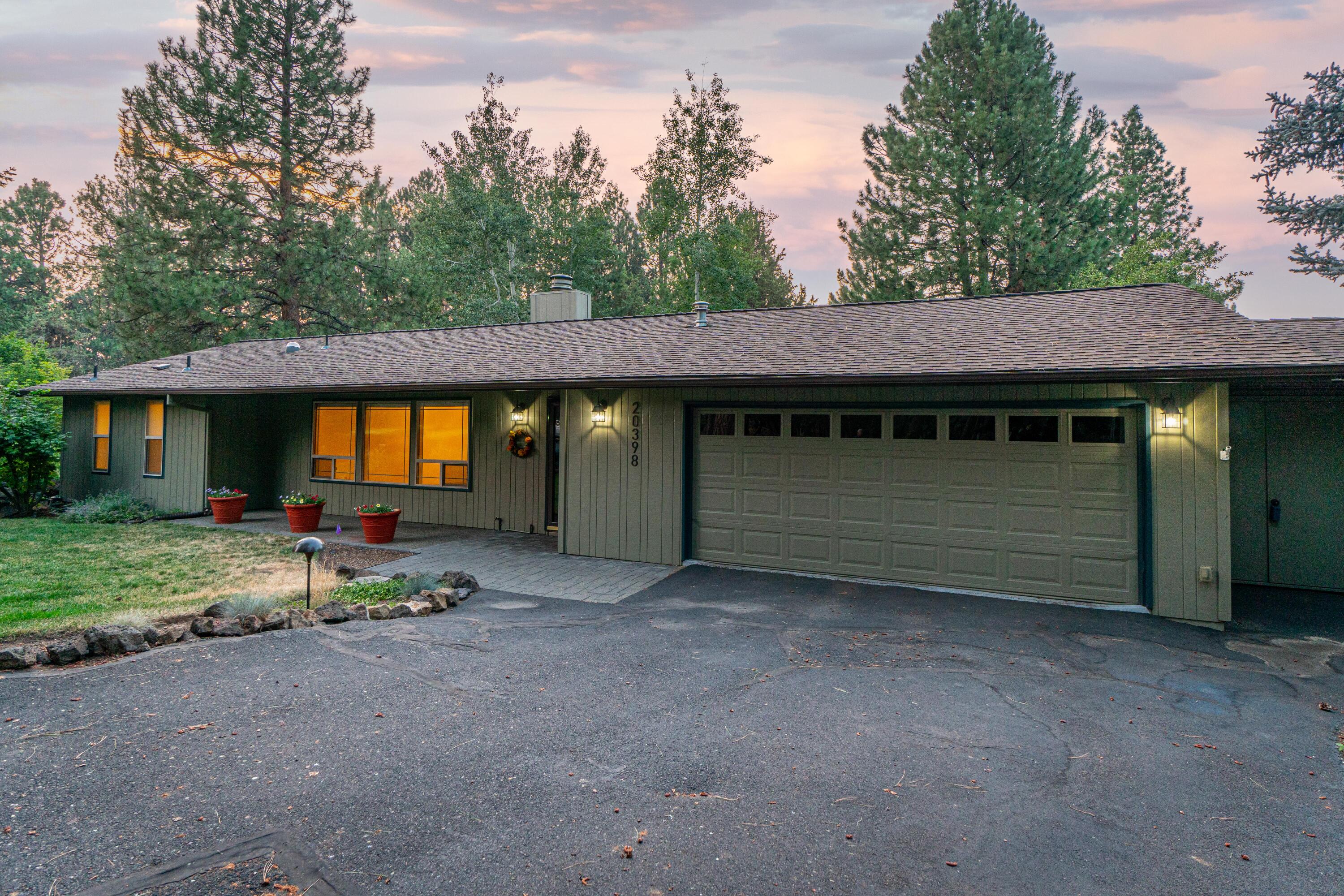 20398 Donkey Sled Road Bend, OR 97702 - Photo 40 of 44 74