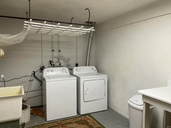 $2,200 | 3715 Marigold Drive, Fort Wayne, IN 46815