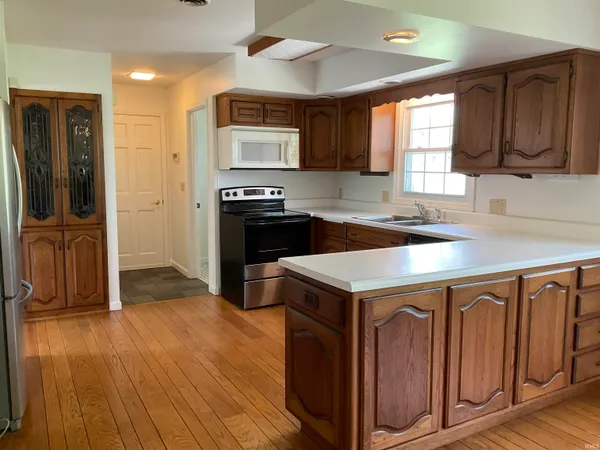$2,200 | 3715 Marigold Drive, Fort Wayne, IN 46815