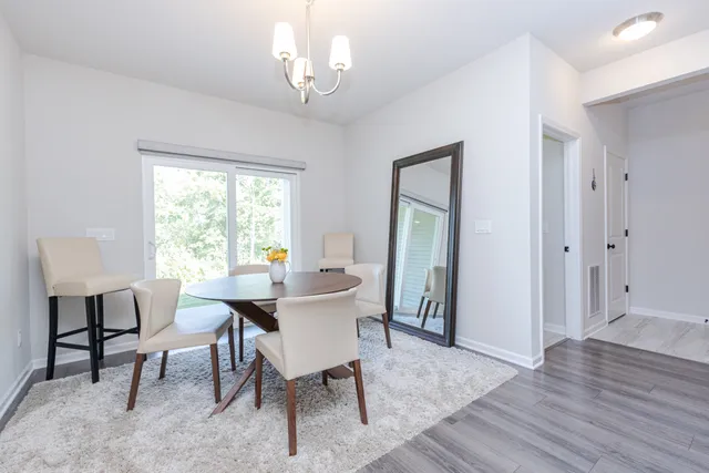 $649,900 | 310 Paradise Court, Hartland, WI 53029