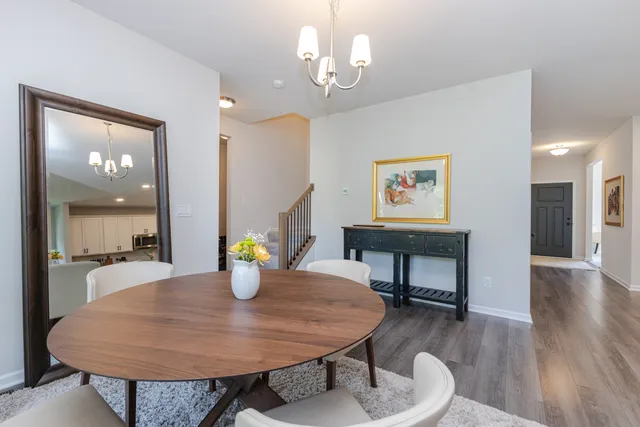 $649,900 | 310 Paradise Court, Hartland, WI 53029