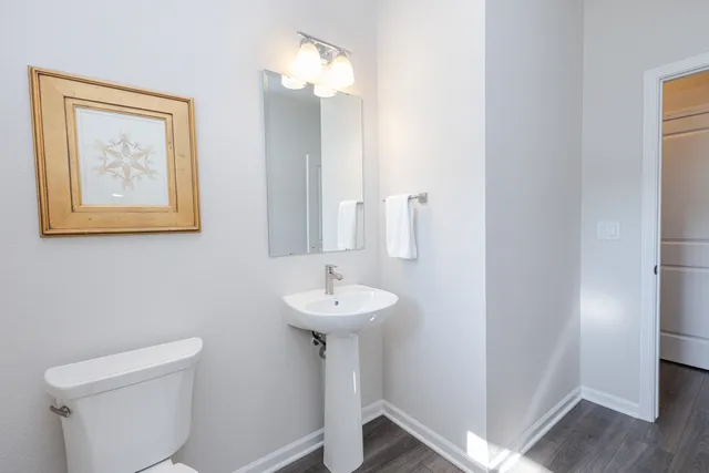 $649,900 | 310 Paradise Court, Hartland, WI 53029