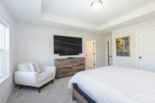 $649,900 | 310 Paradise Court, Hartland, WI 53029