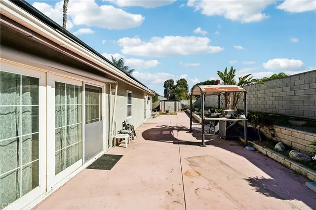 a view of a terrace with sitting area