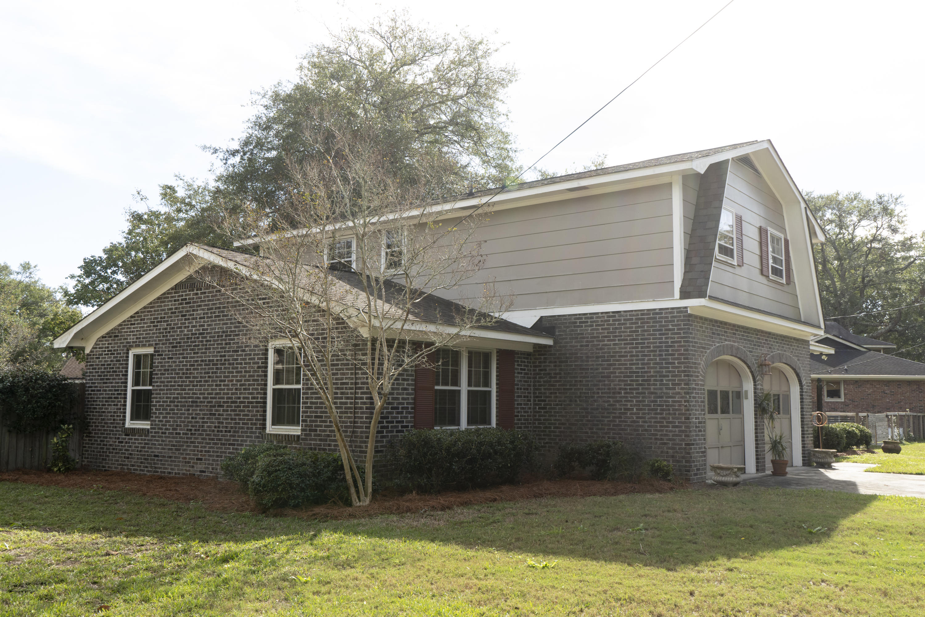 771 Larkwood Road Charleston, SC 29412 - Photo 3 of 35 Larkwood