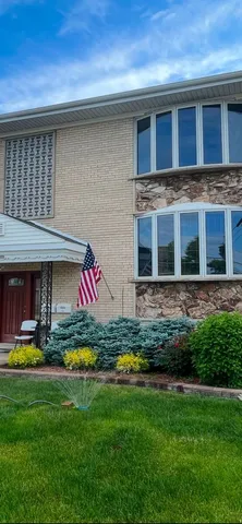 $2,800 | 711 North Northwest Highway, Unit 2, Park Ridge, IL 60068