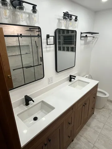 $2,800 | 711 North Northwest Highway, Unit 2, Park Ridge, IL 60068