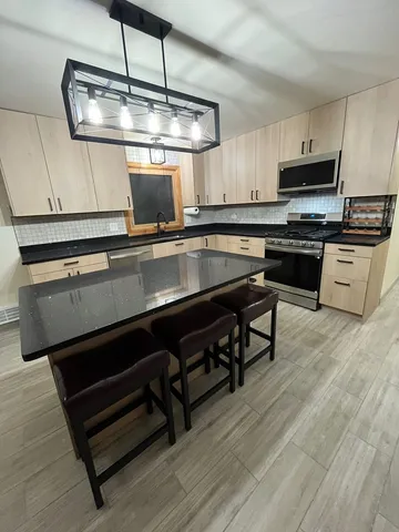 $2,800 | 711 North Northwest Highway, Unit 2, Park Ridge, IL 60068