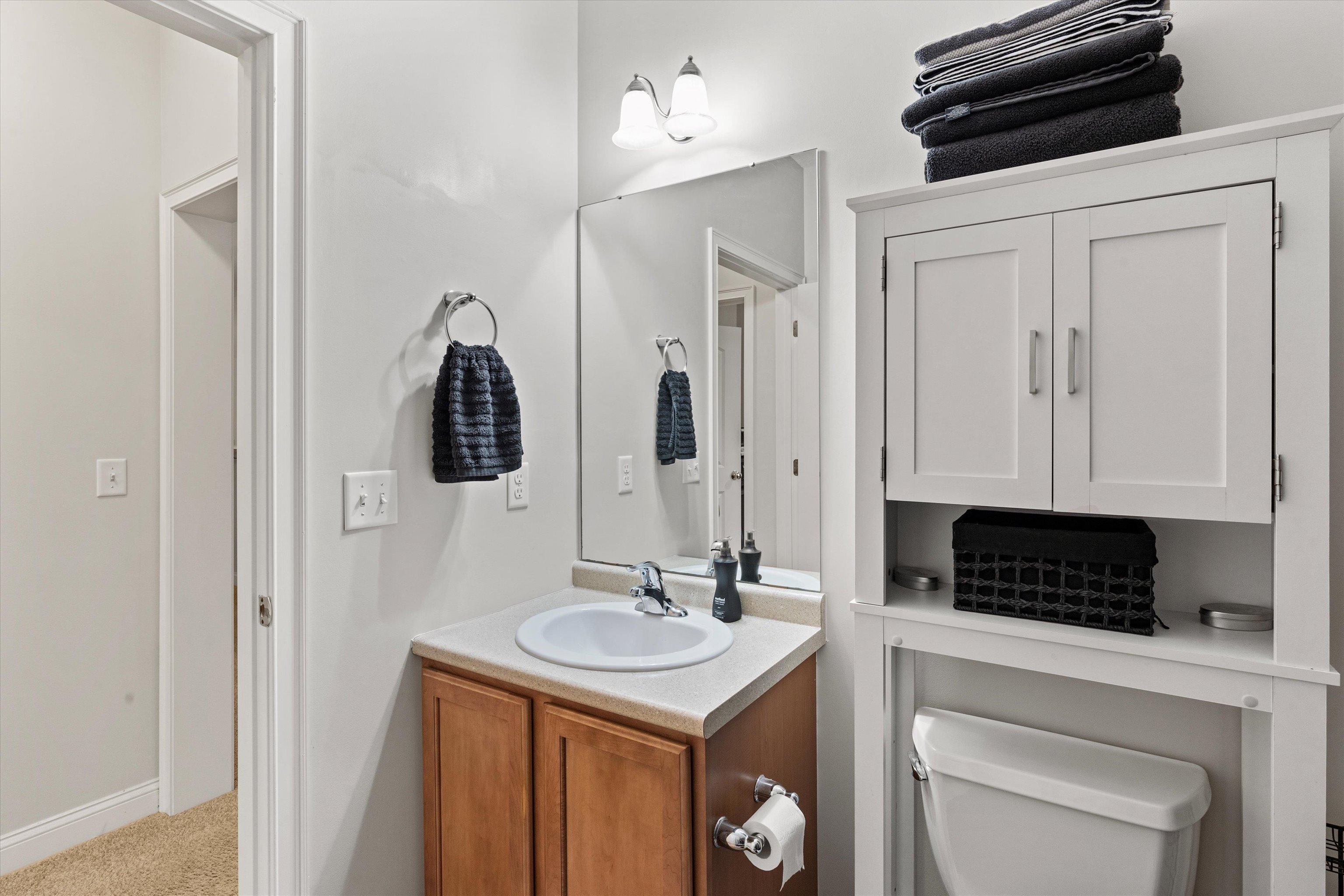 17-3 Roundabout Way Manchester, NH 03102 - Photo 15 of 36