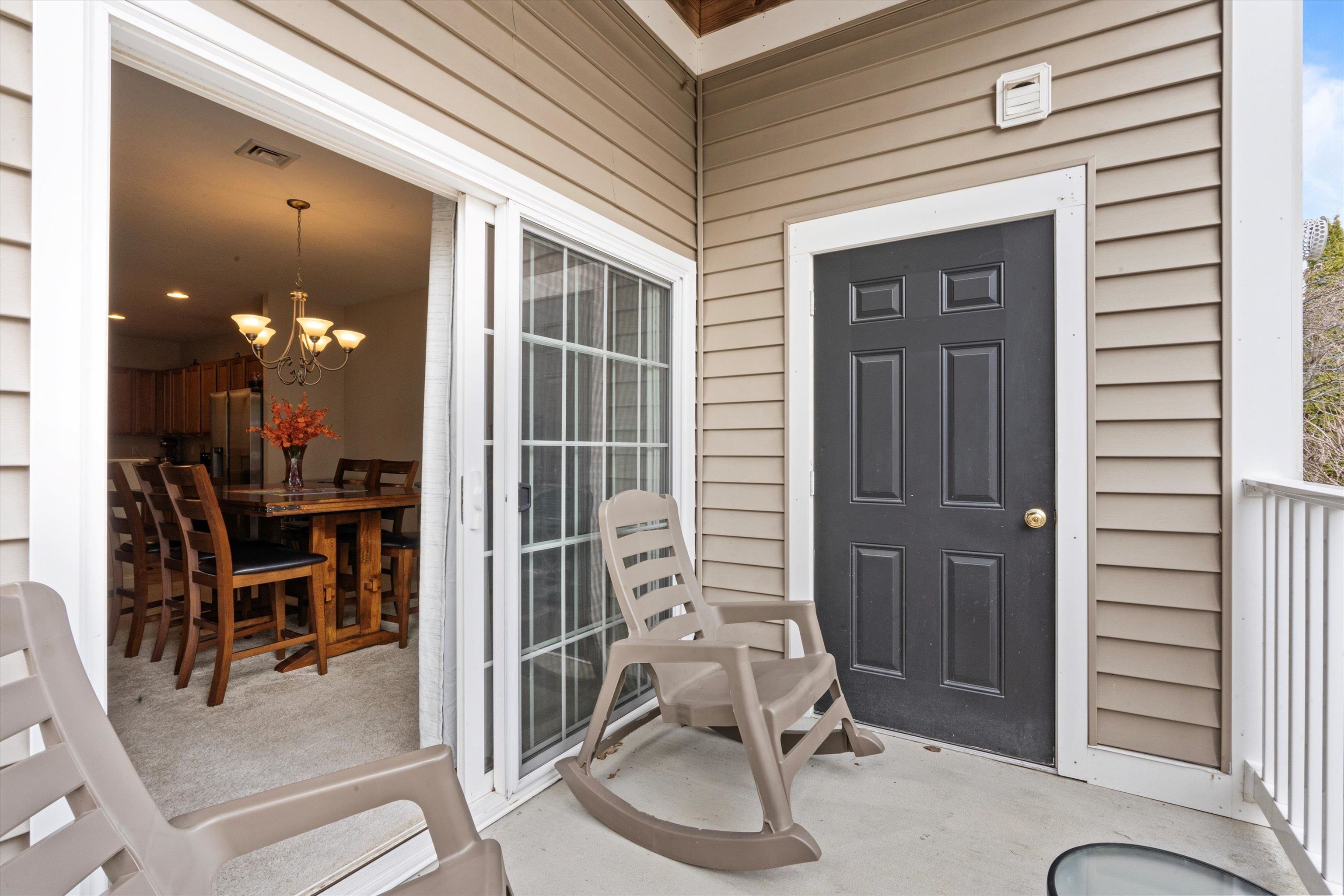 17-3 Roundabout Way Manchester, NH 03102 - Photo 7 of 36