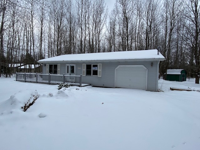 3239 West Lansing Road Roscommon, MI 48653 - Photo 1 of 14 1871089.JPG