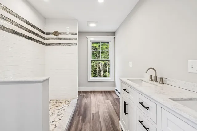 $849,000 | 1004 Jericho Road, Hartford, VT 05001