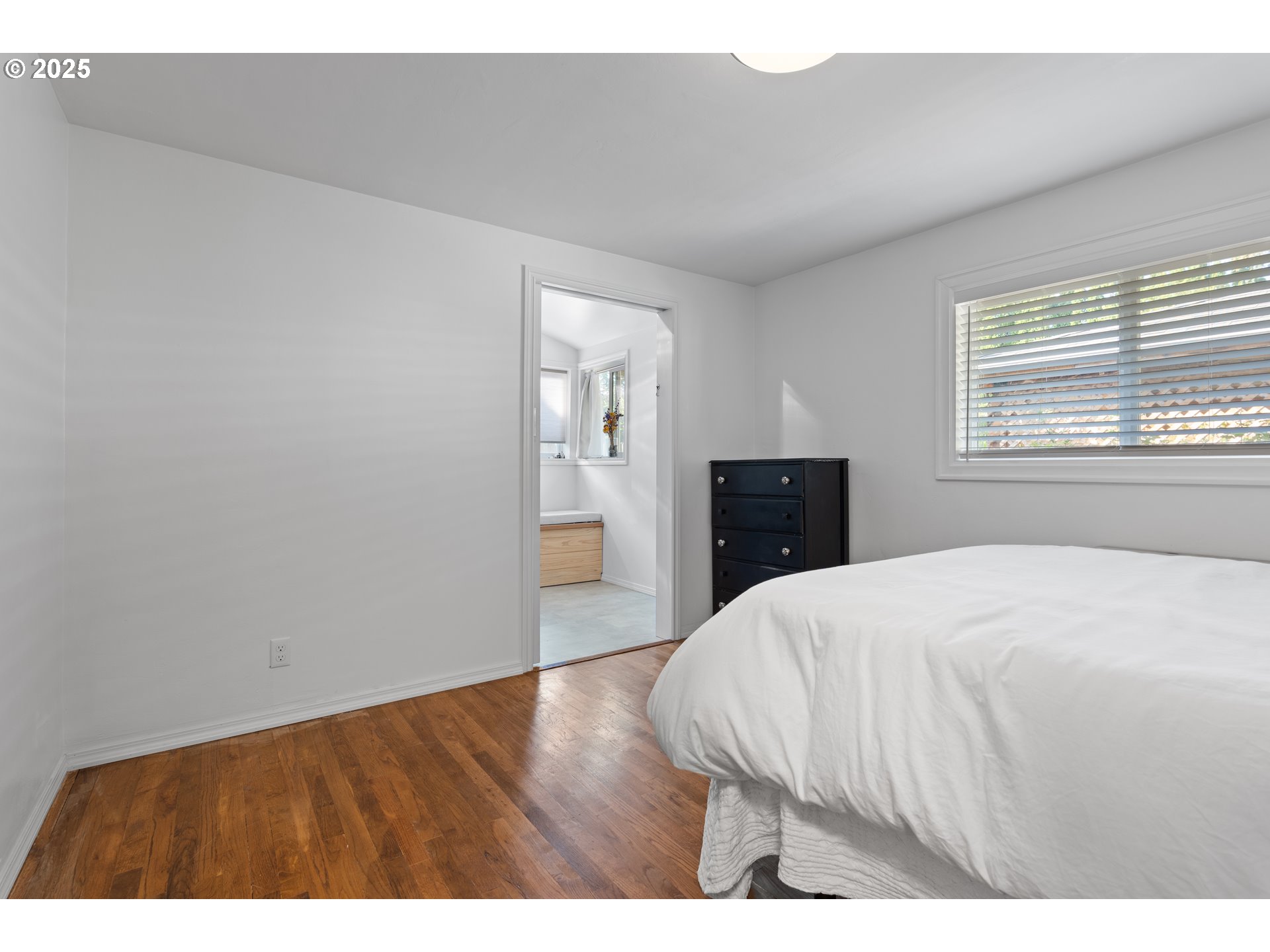 935 East 24th Avenue Eugene, OR 97405 - Photo 19 of 47