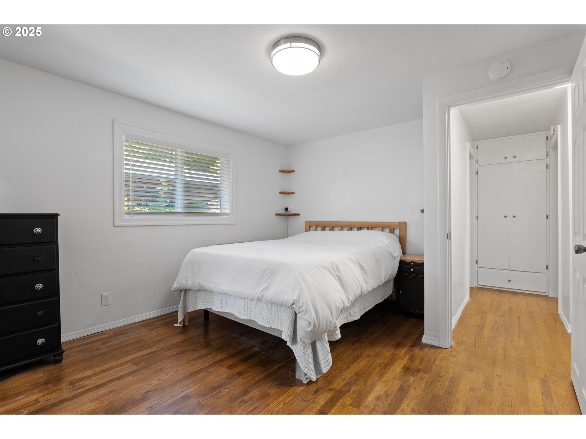 935 East 24th Avenue Eugene, OR 97405 - Photo 21 of 47