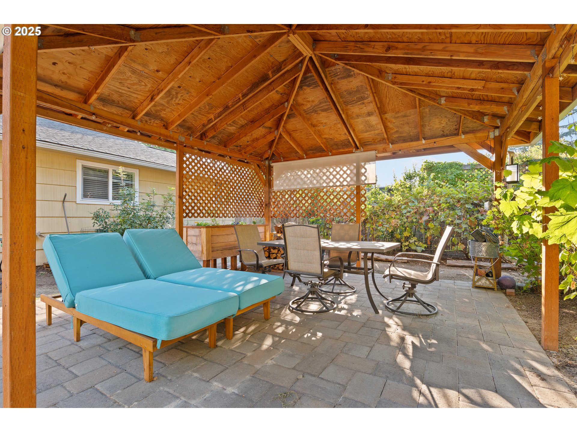 935 East 24th Avenue Eugene, OR 97405 - Photo 33 of 47