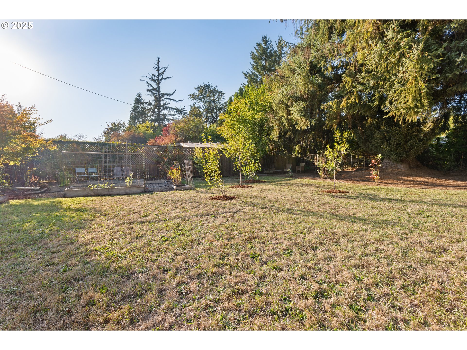 935 East 24th Avenue Eugene, OR 97405 - Photo 34 of 47