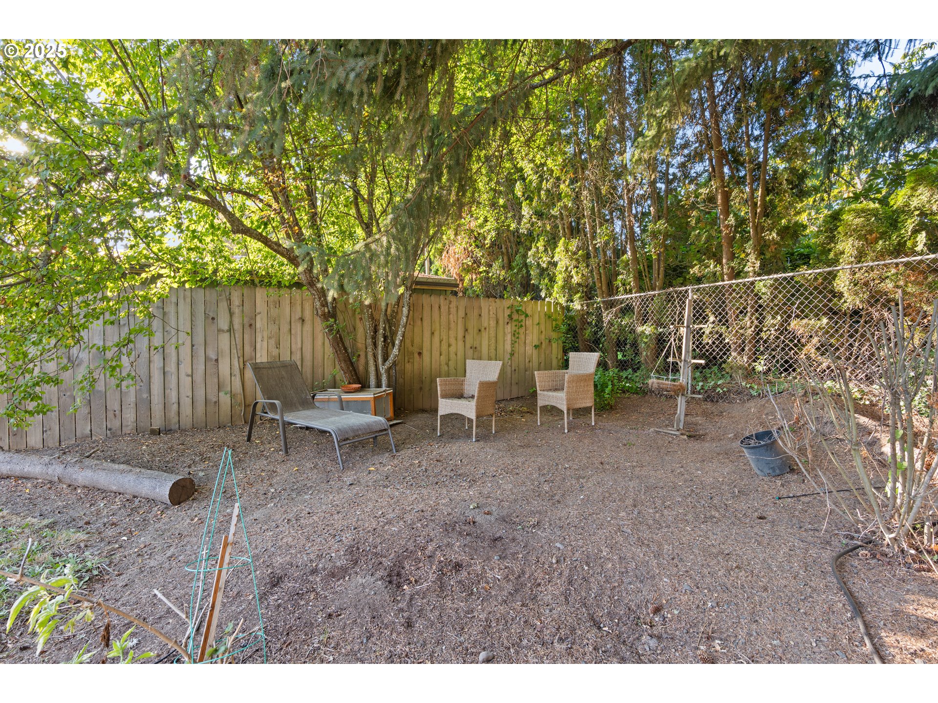 935 East 24th Avenue Eugene, OR 97405 - Photo 36 of 47