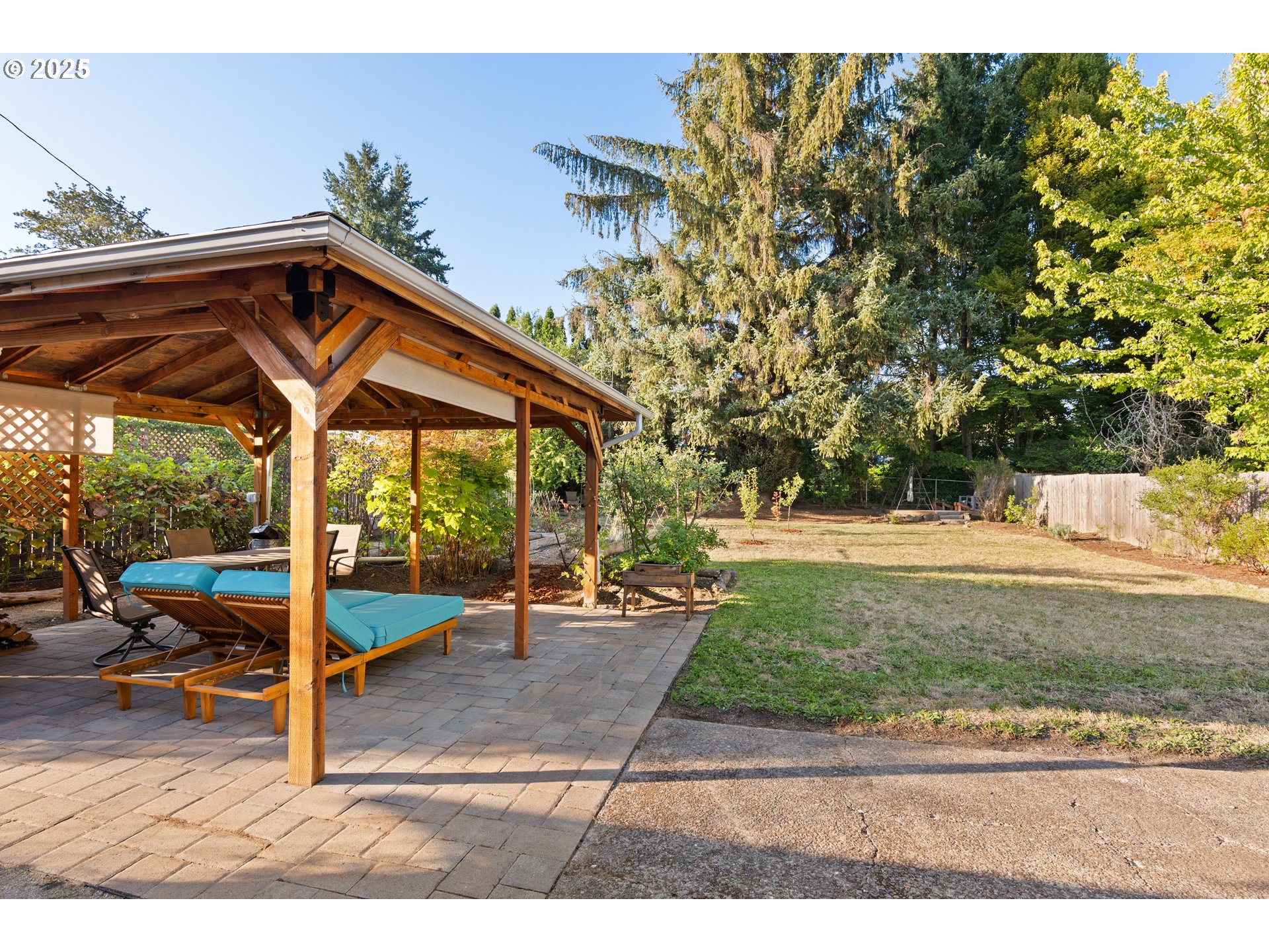 935 East 24th Avenue Eugene, OR 97405 - Photo 41 of 47