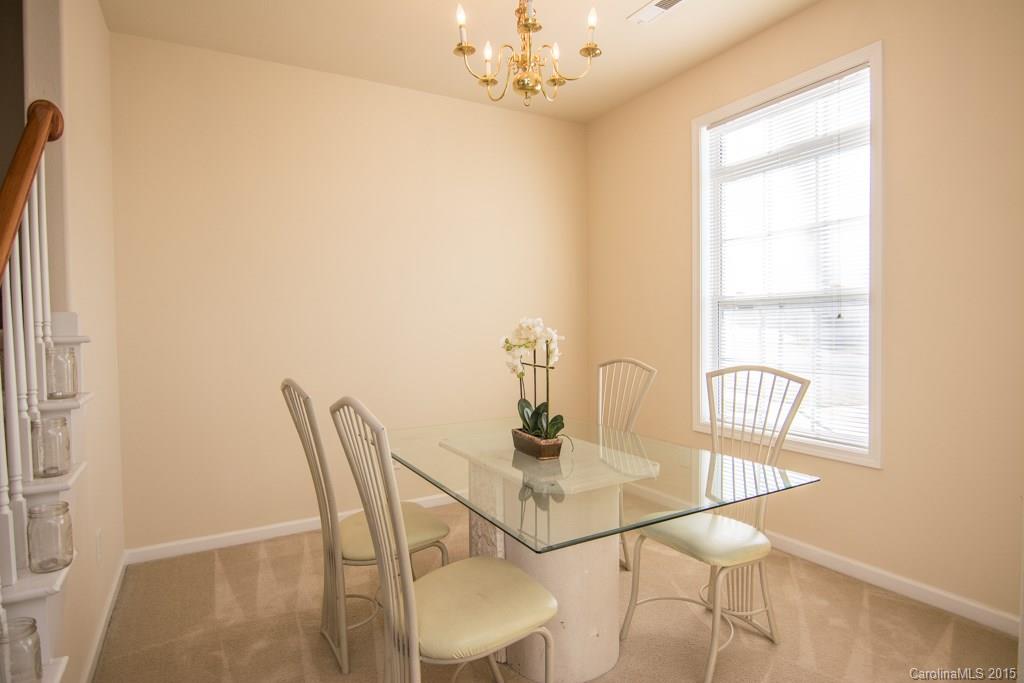 6148 Raisin Tree Lane Charlotte, NC 28215 - Photo 9 of 24 Gallery Image 9