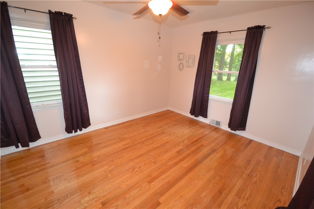 723 5 Mile Line Road Webster, NY 14580 - Photo 30 of 38 Primary bedroom