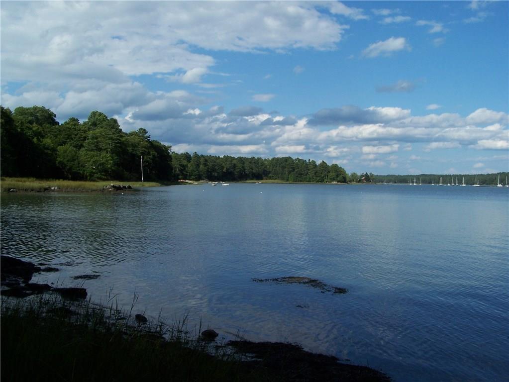 10 Riverview Road Freeport, ME 04032 - Photo 4 of 7 Photo