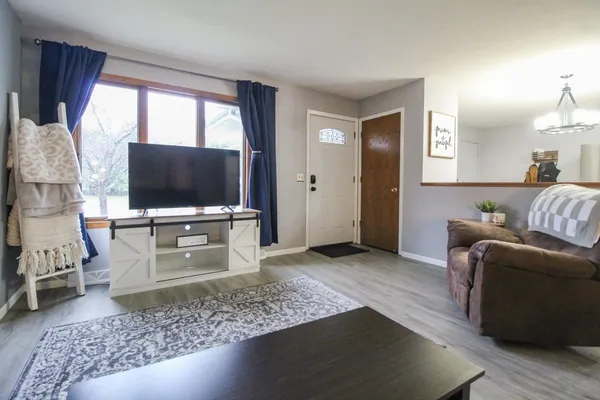 $265,000 | 397 West Madison Street, Cambridge, WI 53523