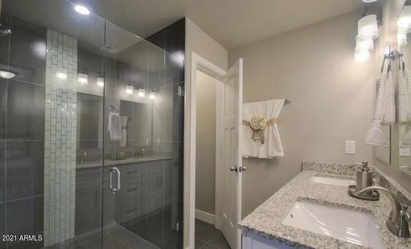 $2,495 | 4284 West Taylor Street, Phoenix, AZ 85009