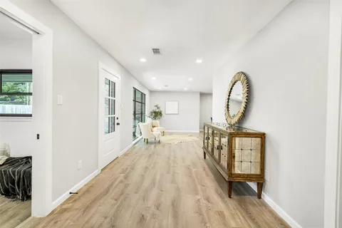 $665,000 | 10726 Riverview Drive, Houston, TX 77042