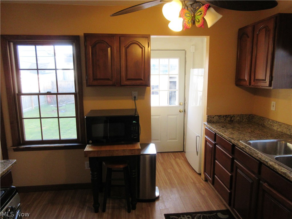 17904 Ingleside Road Cleveland, OH 44119 - Photo 7 of 23 Gallery Image 7