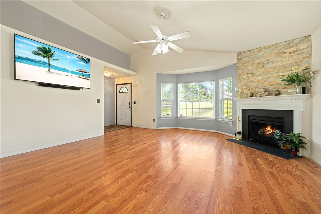 433 Shore Line Drive Anderson, SC 29626 - Photo 4 of 21