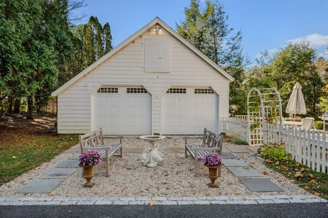 $3,000 | 105 Sill Lane, Old Lyme, CT 06371